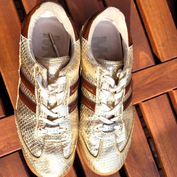 Vintage Michael Kors Leather Upper Gold Snake print speakers size 7M - Picture 2 of 12